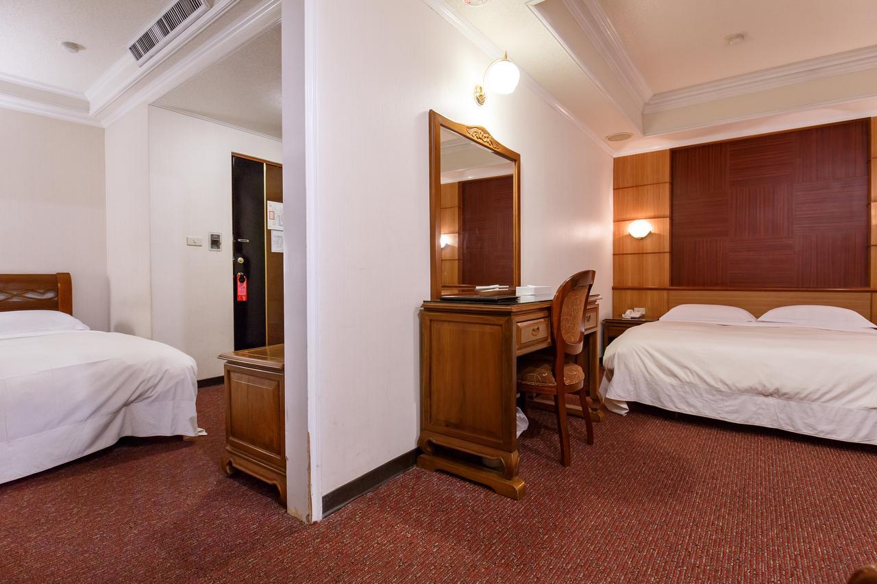 Champion Hotel Taipei Exterior photo